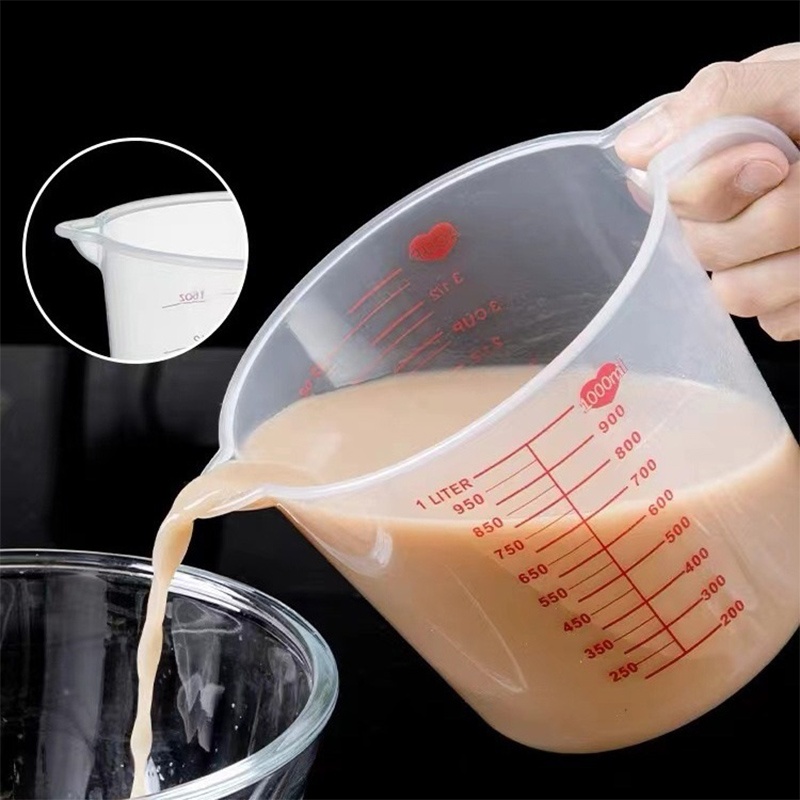Kitchen Gadgets Under 500 - Tasse à mesurer et cuillères de